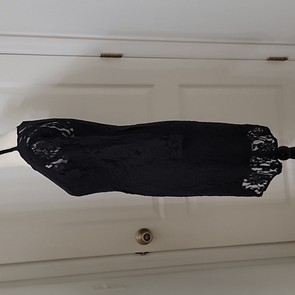 Broadway & Broome Size 0 Black Lace "Little Black Dress" Lined with Slip Dress. - Picture 4 of 15